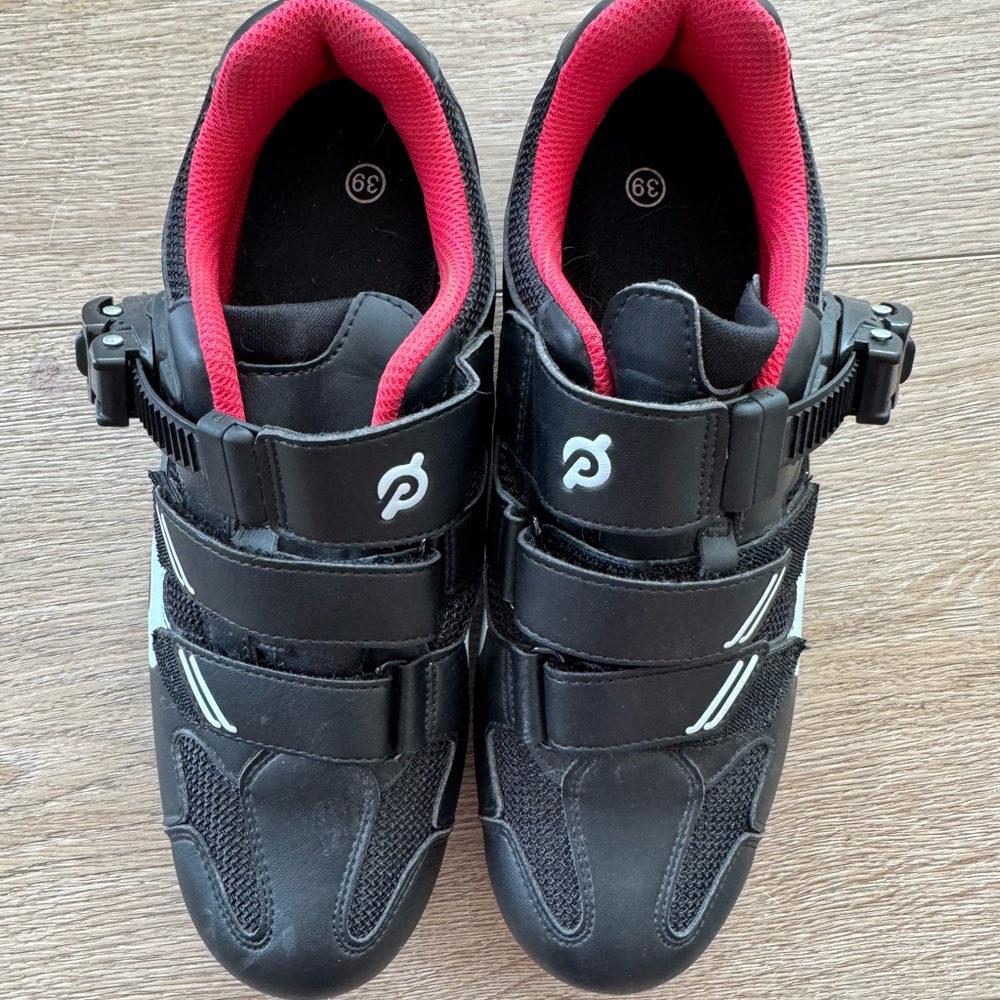 Women’s Peloton Black Cycling Shoes Size 39 (8) LIKE NEW
